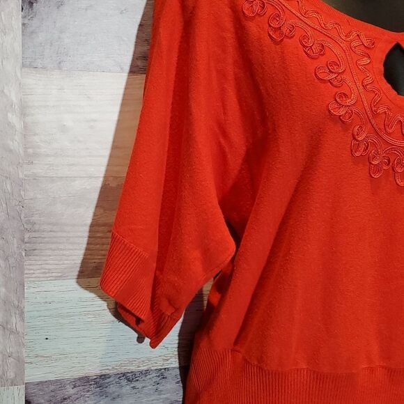 Cable & Gauge Cropped Lightweight Knit Blouse Embellished Sz M - Picture 4 of 8
